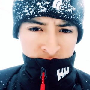 Meet your Posher, Carlos